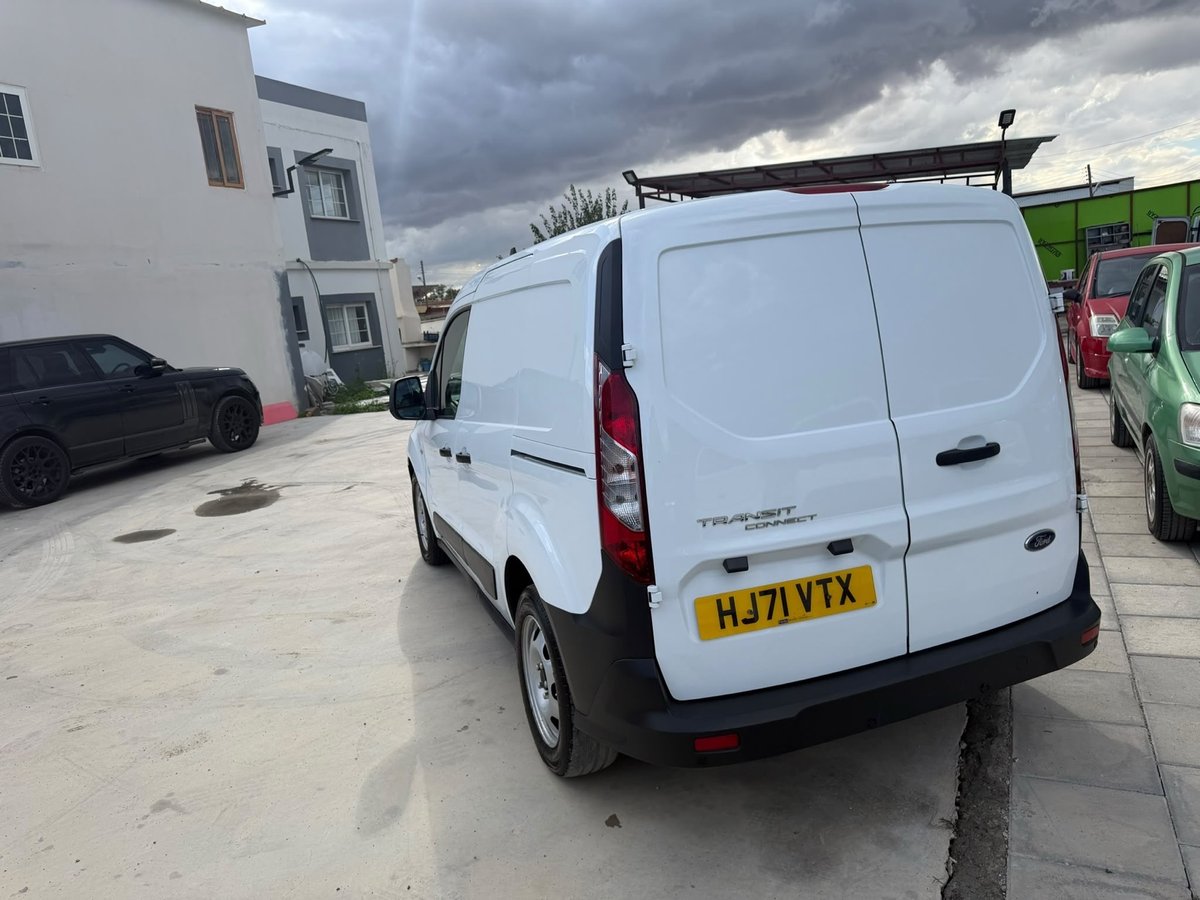 2021 Ford Transit Connect 4