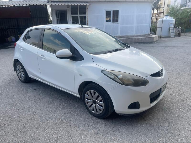 Mazda Demio — 1/7