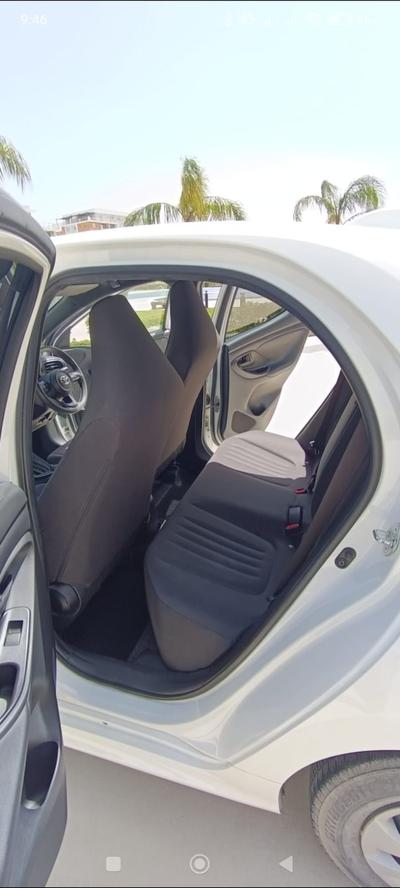 Toyota Yaris — 8