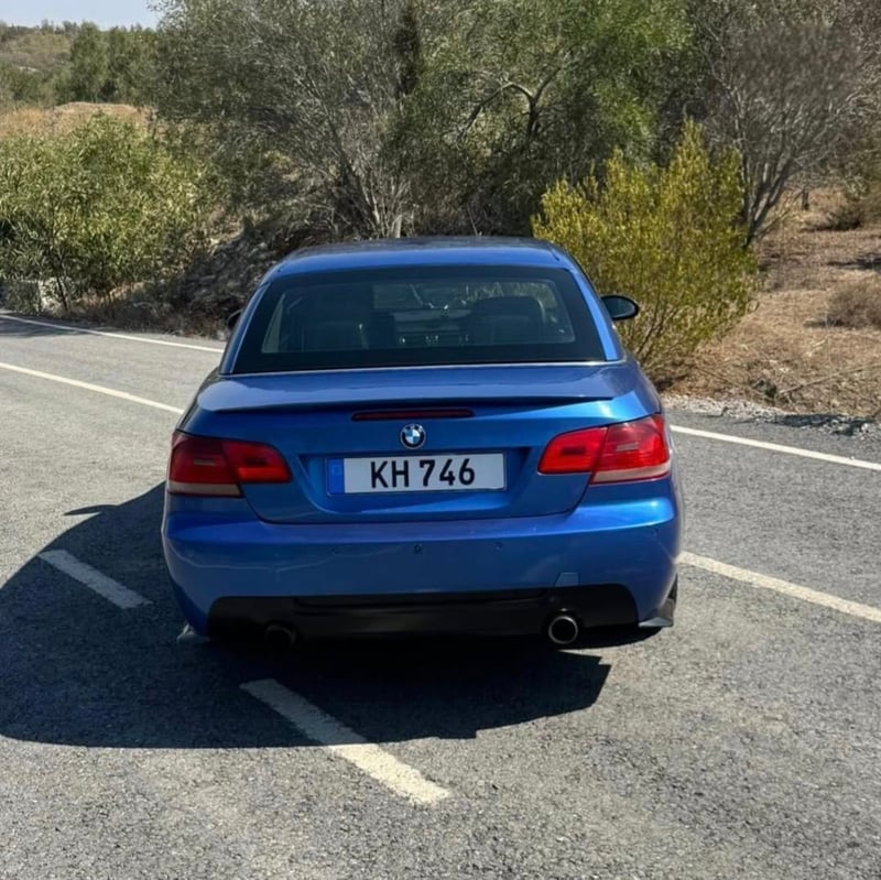 BMW 320i — 7