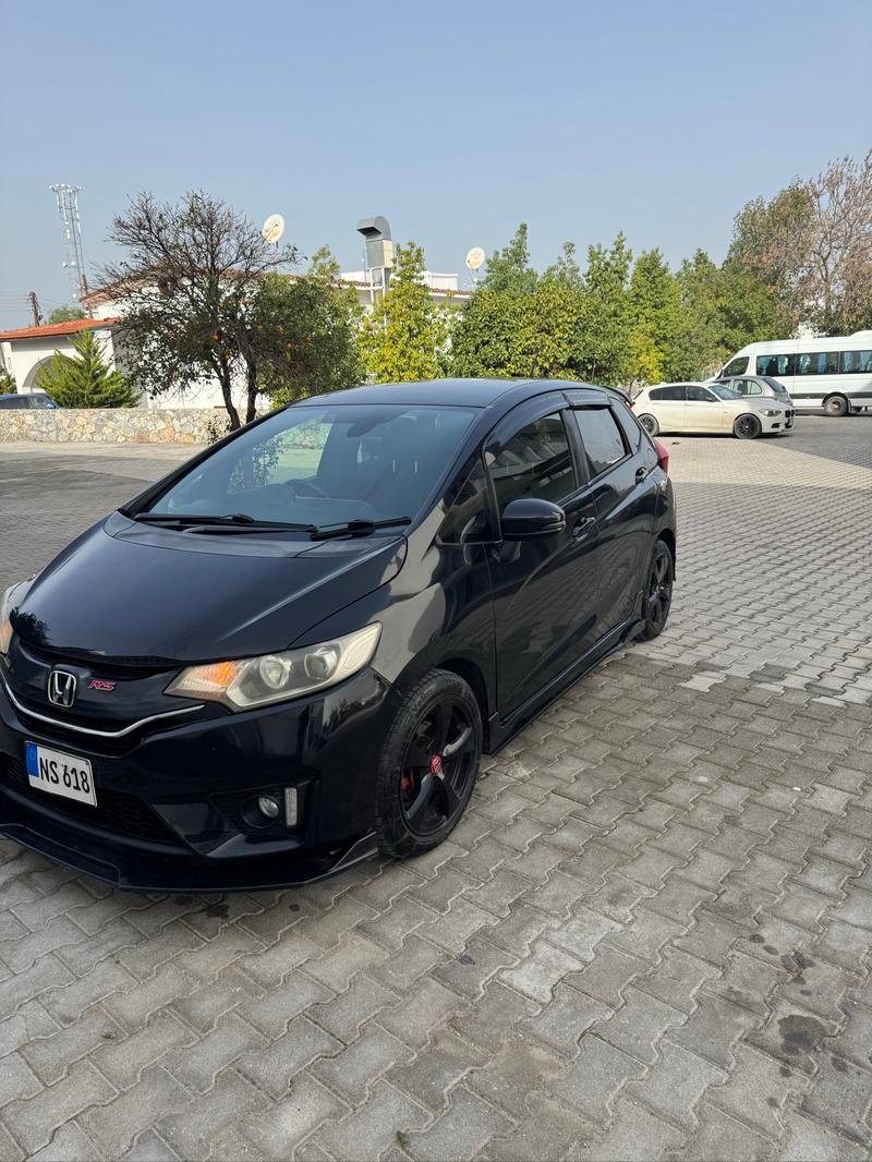 Honda Fit RS — 1/9