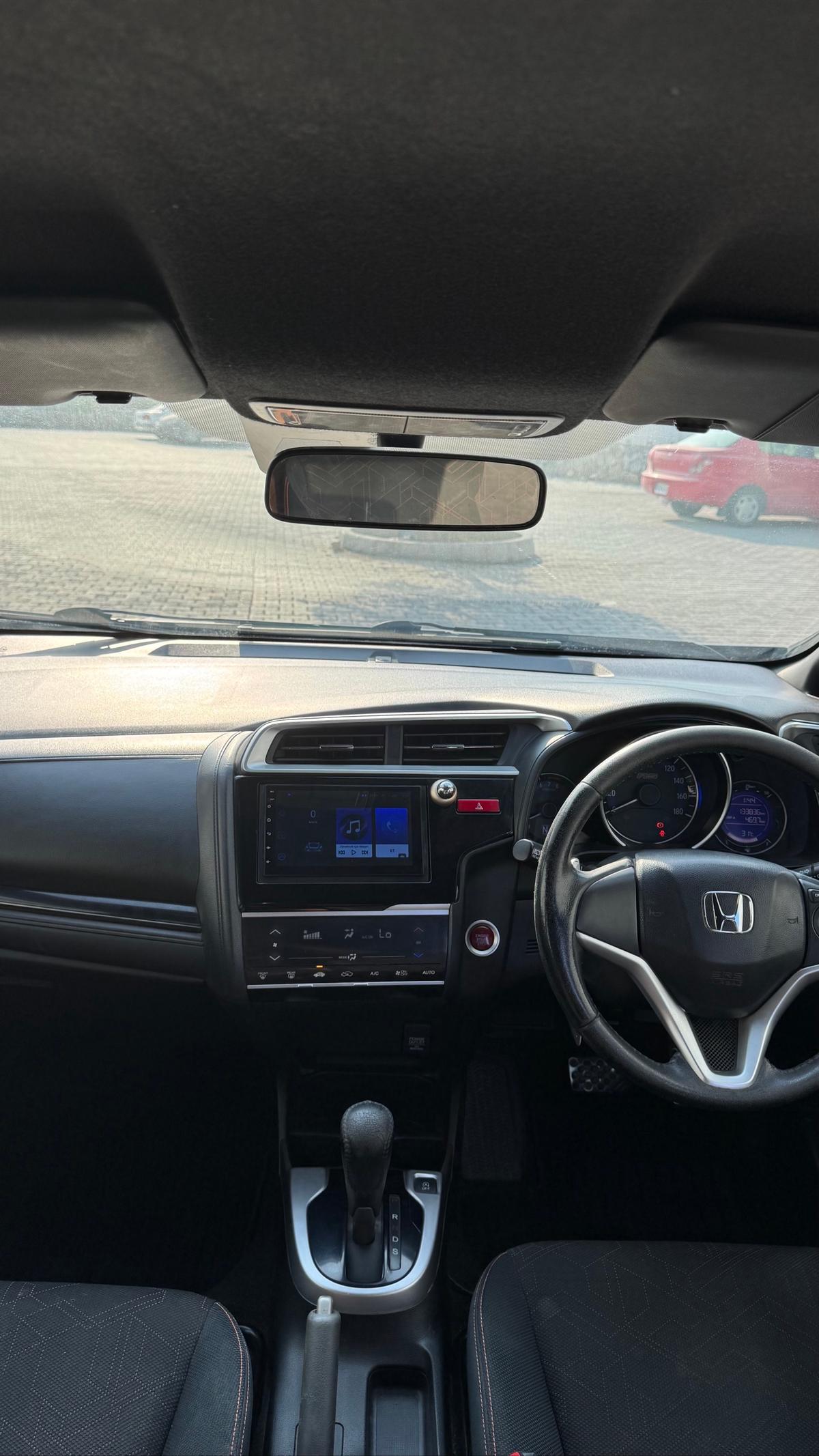 2014 Honda Fit RS 8