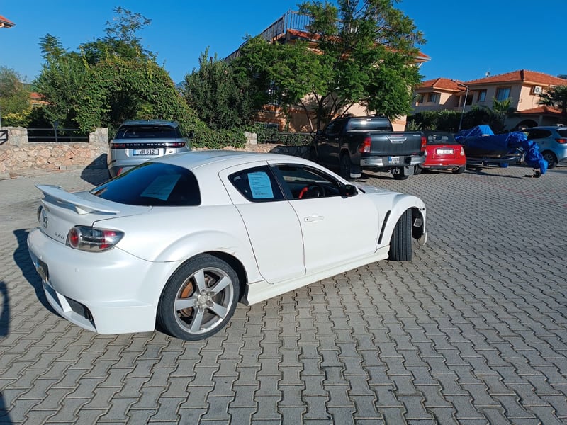 Mazda RX-8 — 2