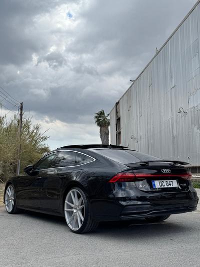 Audi A7 — 3