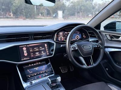 Audi A7 — 8