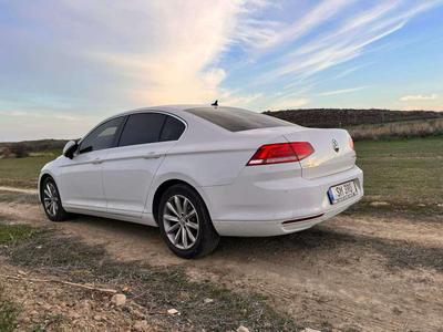 Volkswagen Passat — 9