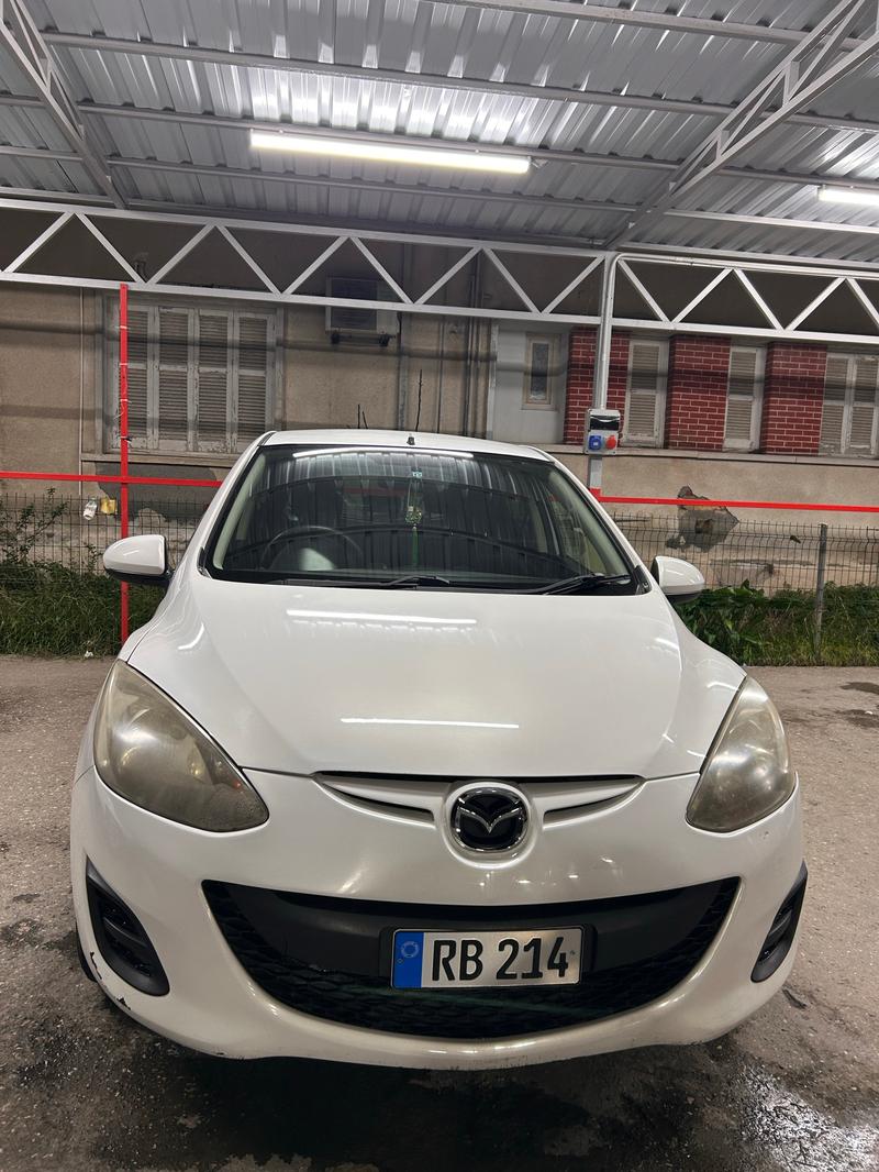 Mazda Demio — 1/6