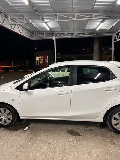 Mazda Demio — 3
