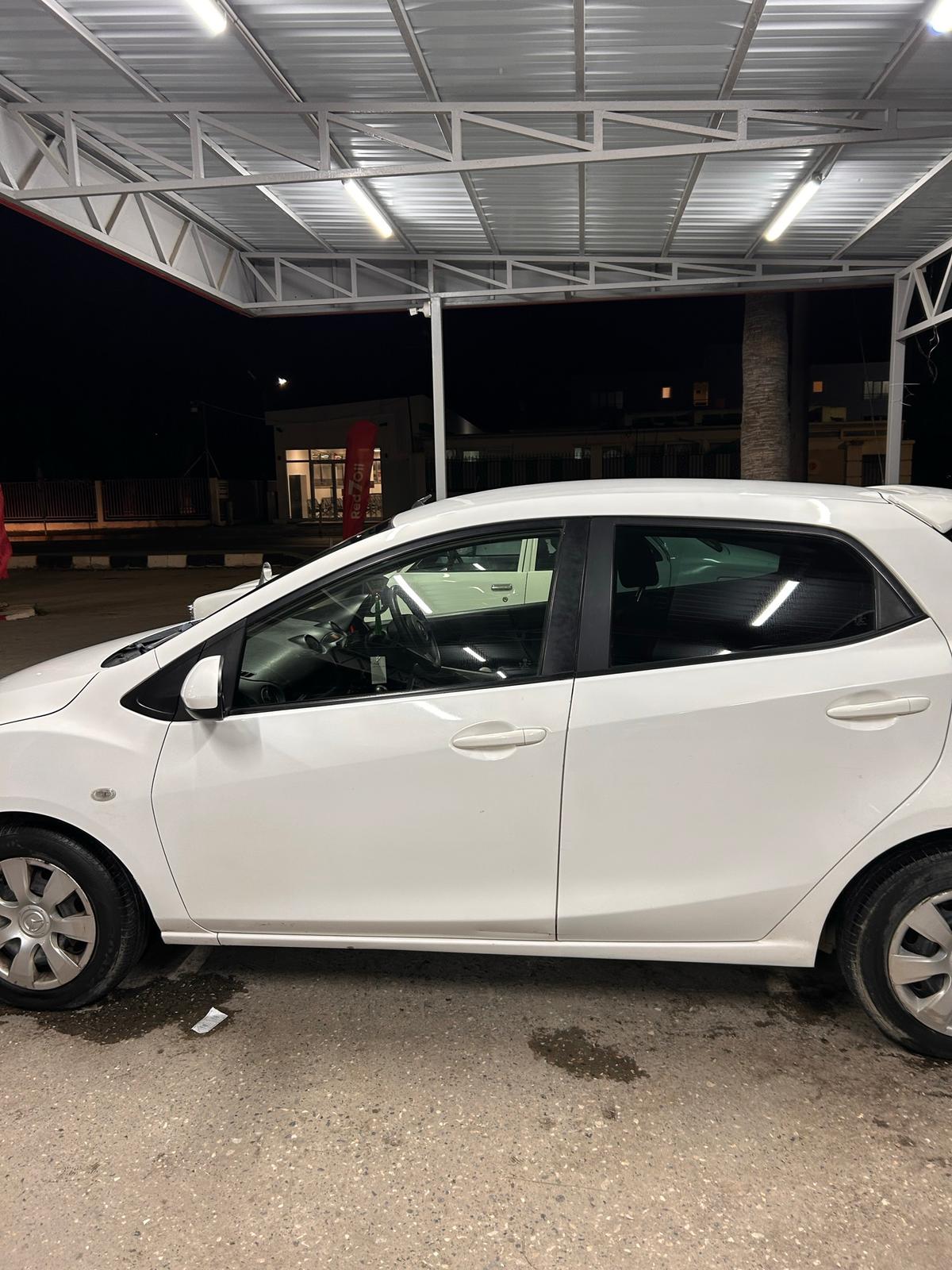 2013 Mazda Demio 3