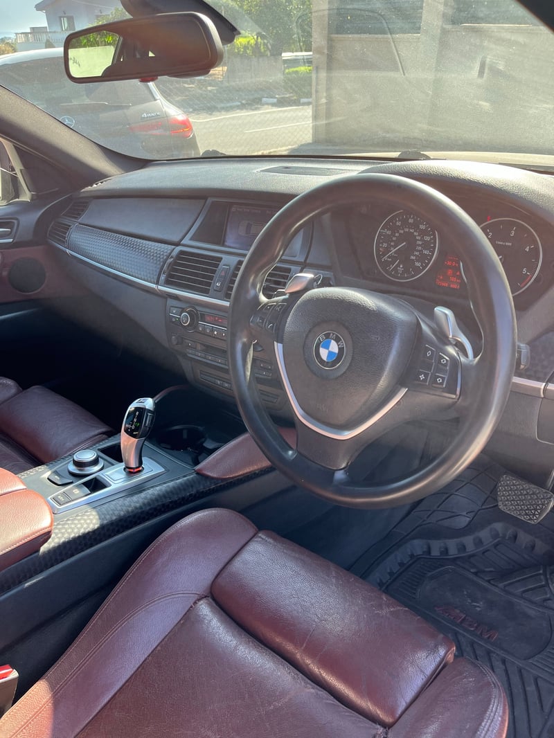 BMW X6 — 7