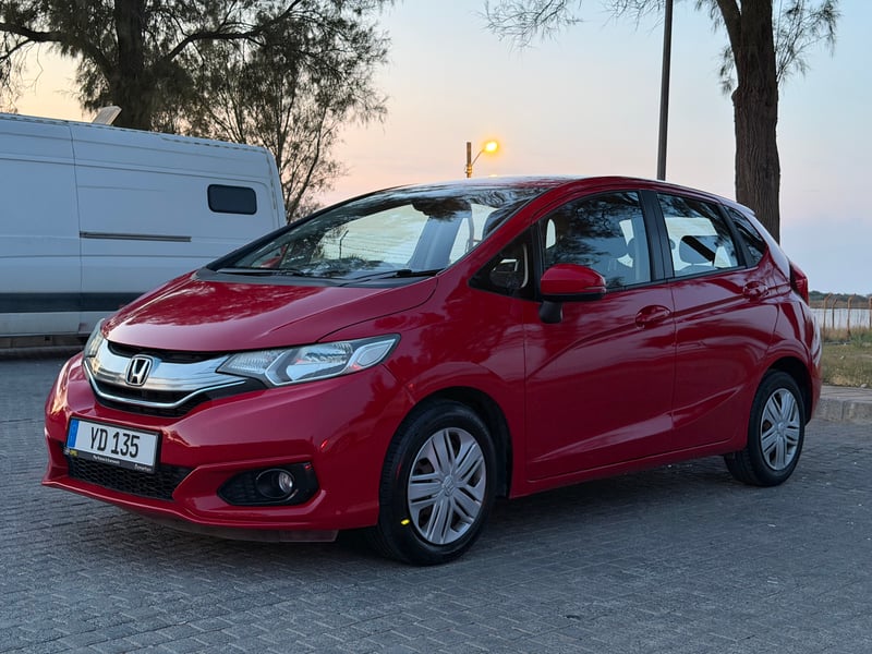 Honda Jazz — 1/4