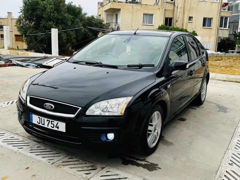 Ford Focus — 3