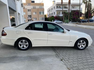 Mercedes-Benz E 220 — 6
