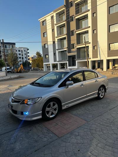 Honda Civic — 2