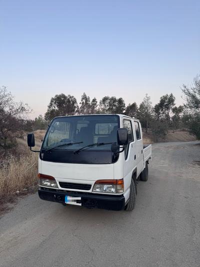 1999 Isuzu Elf