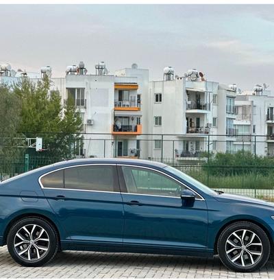 Volkswagen Passat — 9