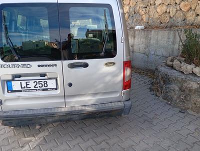 Ford Tourneo Connect — 5