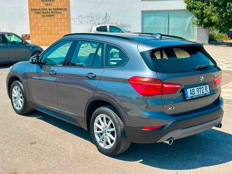 BMW X1 — 4