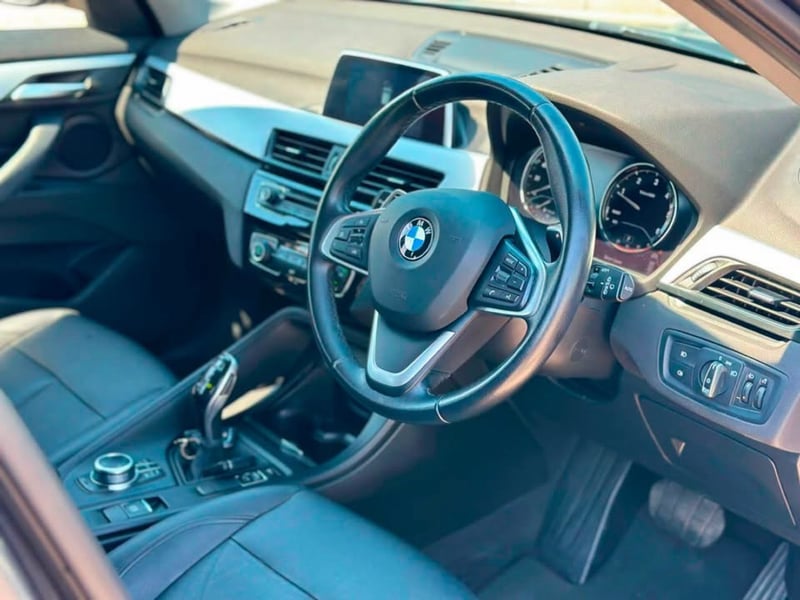 BMW X1 — 7