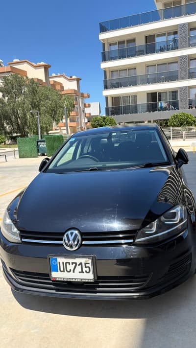 Volkswagen Golf — 2