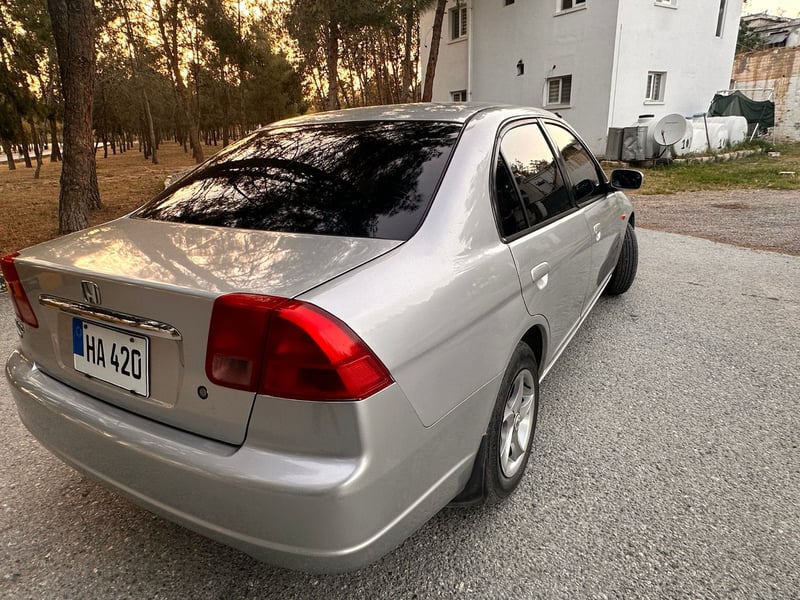 Honda Civic — 3
