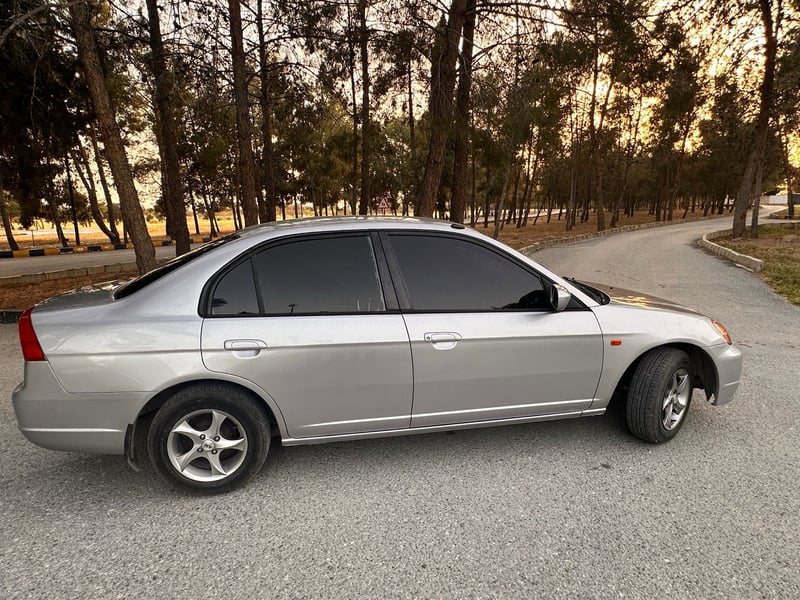 Honda Civic — 4