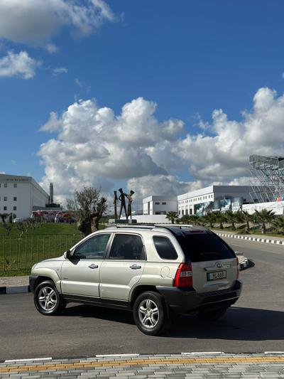 Kia Sportage — 6