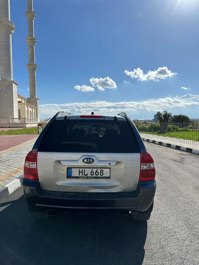 Kia Sportage — 7