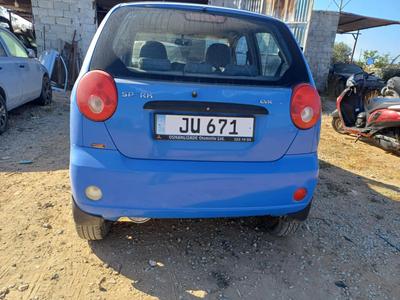 Chevrolet Spark — 4