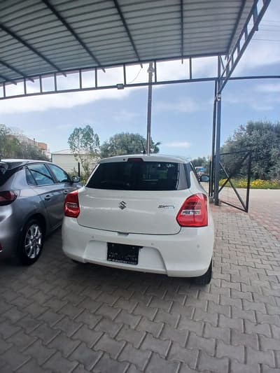 Suzuki Swift — 6