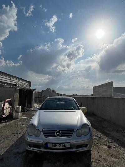 Mercedes-Benz C 200 — 3