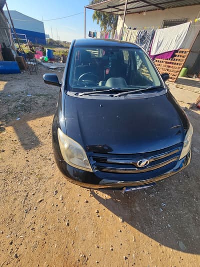 Toyota Ist — 2