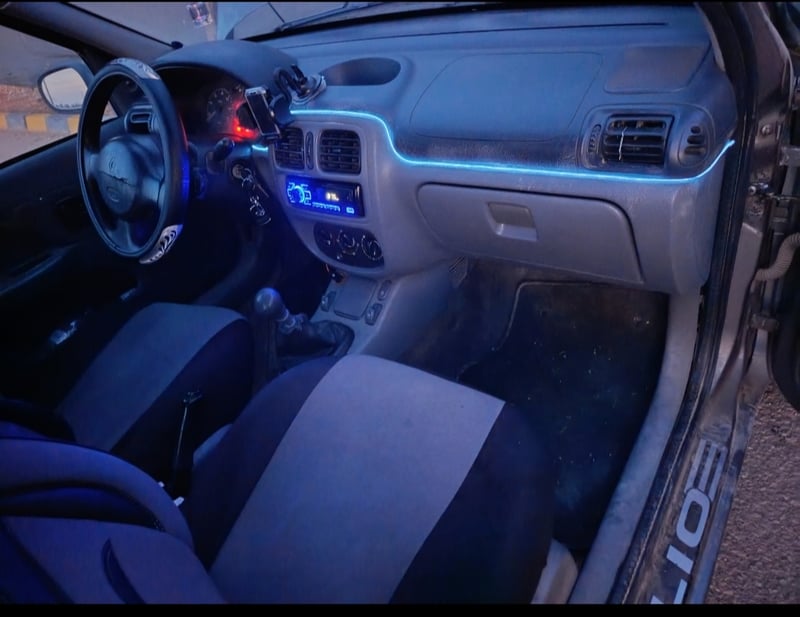Renault Clio — 2