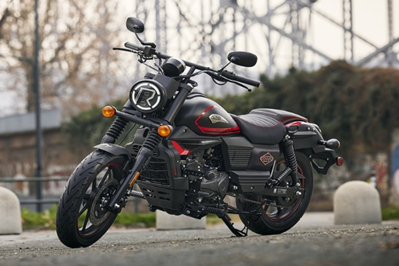 UM Renegade Vegas ABS 250 — 1/5