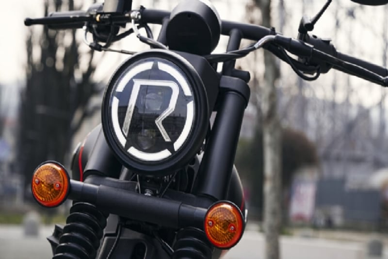 UM Renegade Vegas ABS 250 — 2