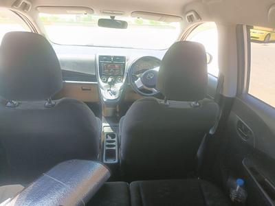Toyota Ractis — 8
