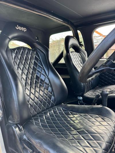 Jeep Wrangler — 4