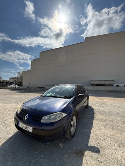 Renault Megane — 3