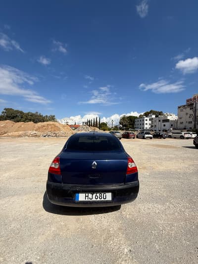 Renault Megane — 5