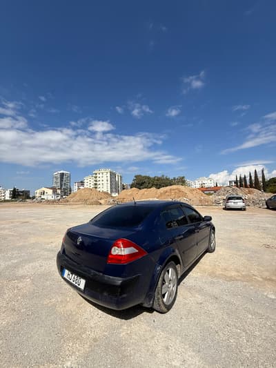 Renault Megane — 6
