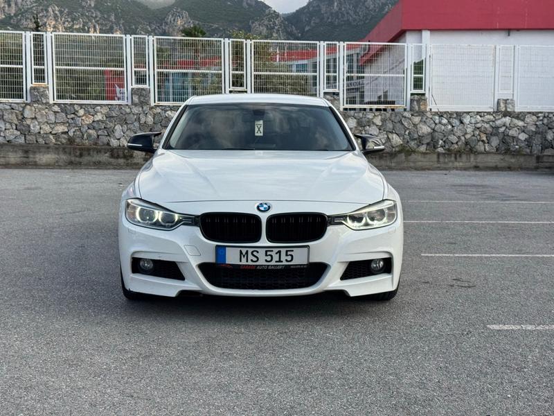 BMW 320i — 1/10