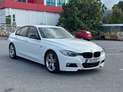 BMW 320i — 2