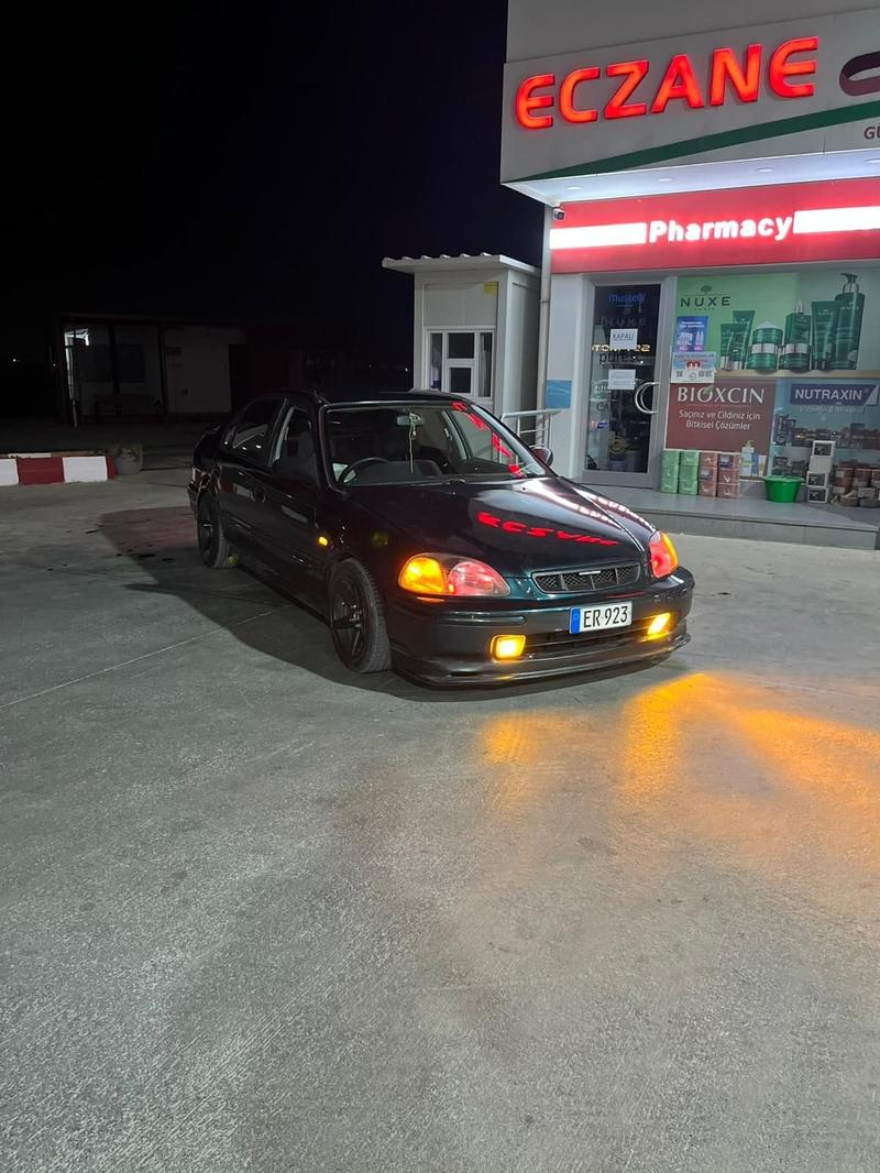 Honda Civic — 1/6