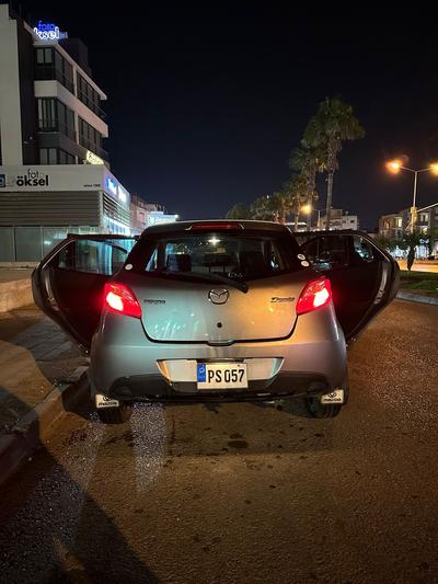 Mazda Demio — 3