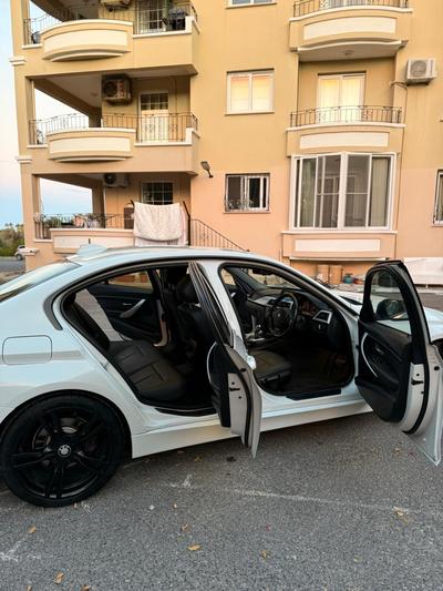 BMW 320i — 9