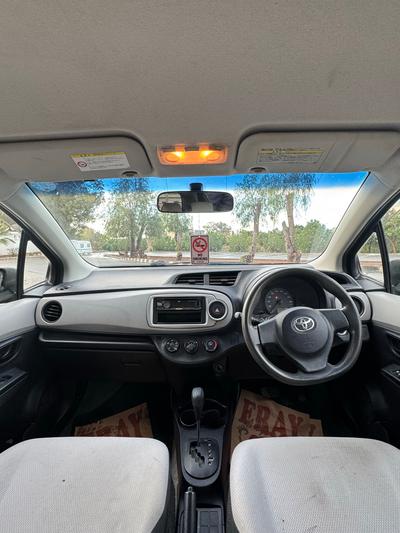 Toyota Vitz — 7