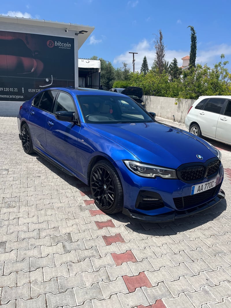 BMW 330i — 2