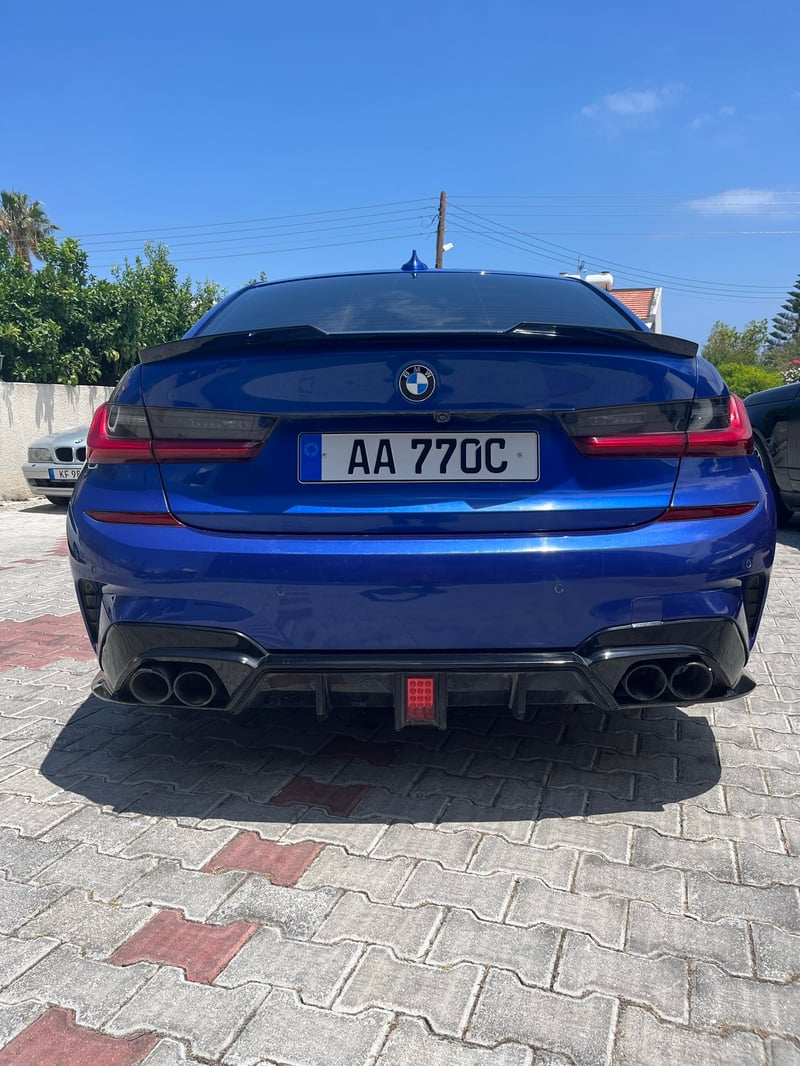 BMW 330i — 4