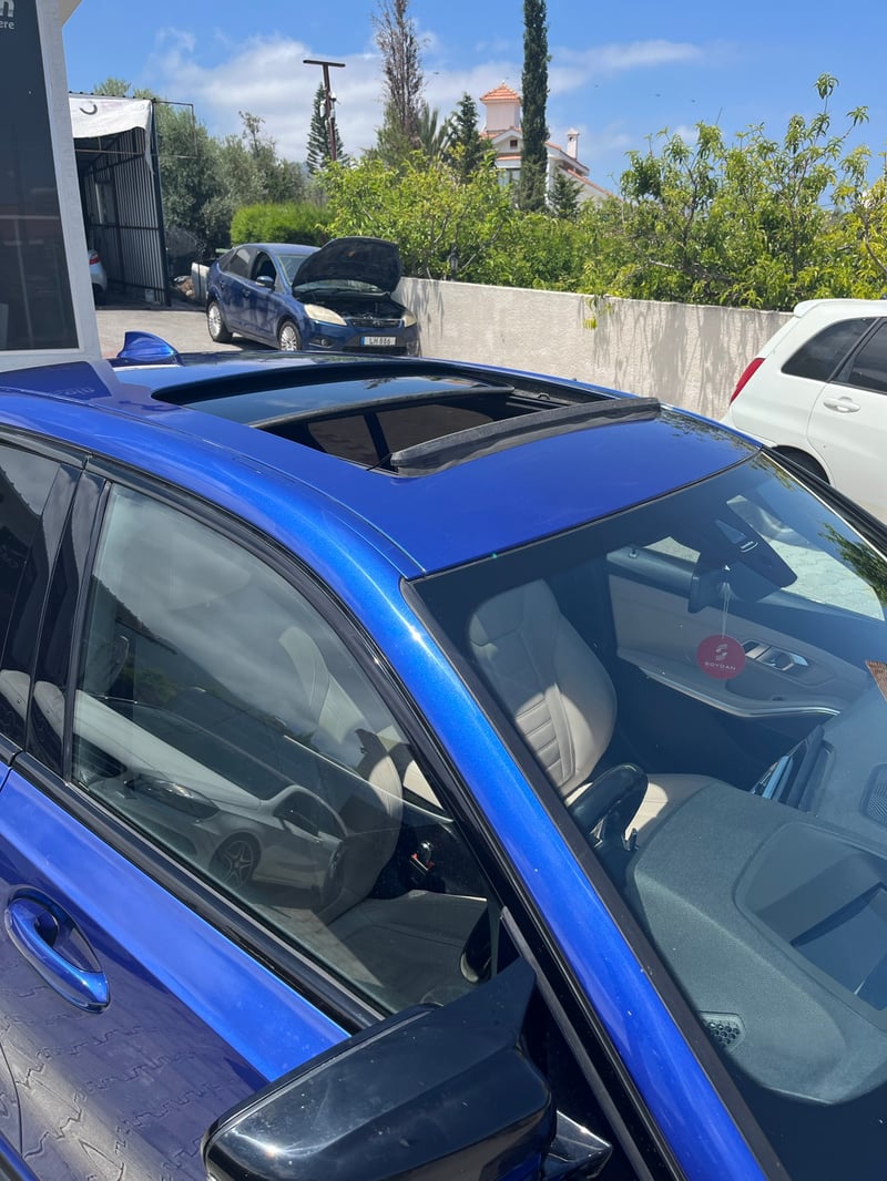 BMW 330i — 7
