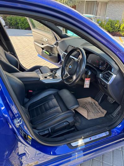 BMW 330e — 4